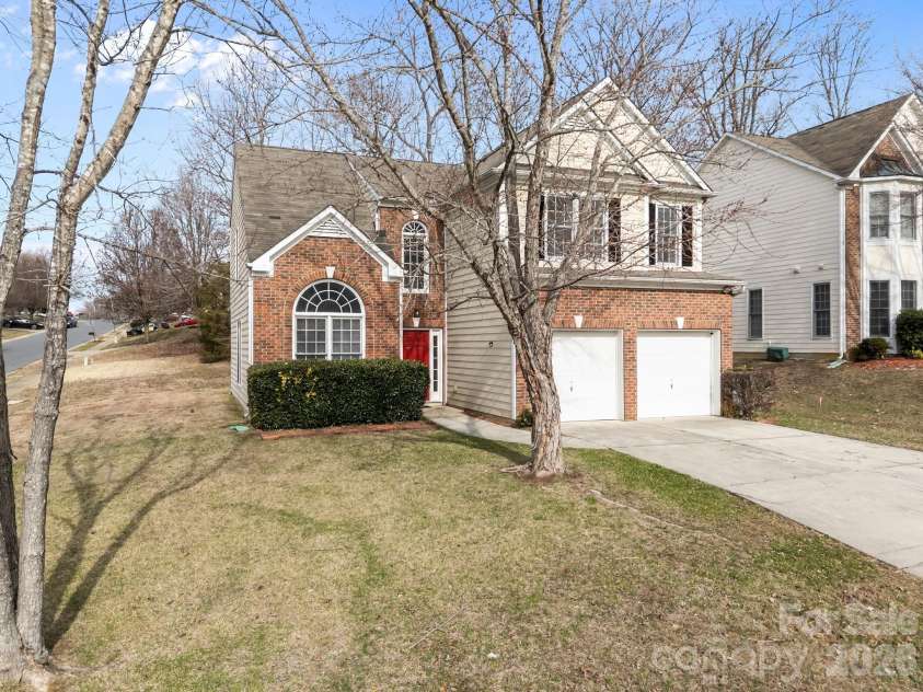 3203 Arklow Road, Charlotte, NC 28269.  MLS# CAR4350253, YatesRealty ID 16073. 