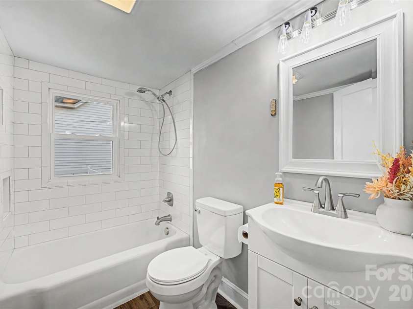 59 Cedar Street, Salisbury, NC 28144.  MLS# CAR4349021, YatesRealty ID 16074. 