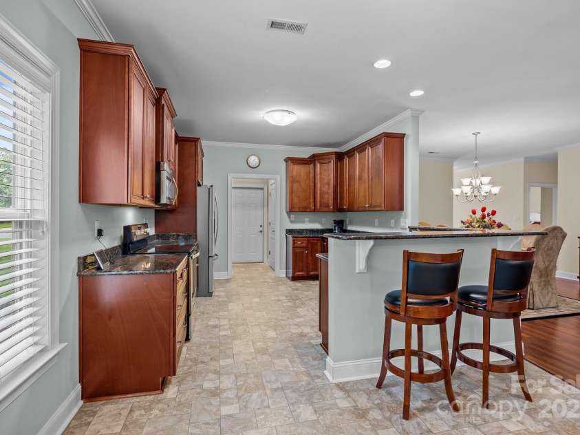 422 Drake Lane, Salisbury, NC 28146.  MLS# CAR4259002, YatesRealty ID 16075. 