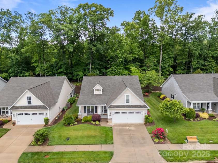 422 Drake Lane, Salisbury, NC 28146.  MLS# CAR4259002, YatesRealty ID 16075. 