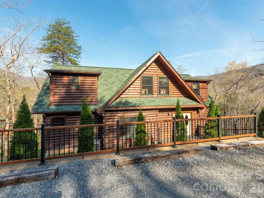 210 Fork Drive, Lake Lure, NC 28746.  MLS# CAR4359953, YatesRealty ID 16076. 