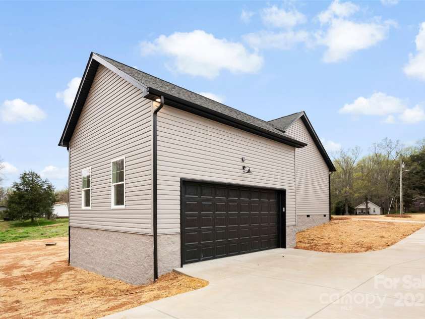 3957 Miller Road, Salisbury, NC 28147.  MLS# CAR4241457, YatesRealty ID 16078. 
