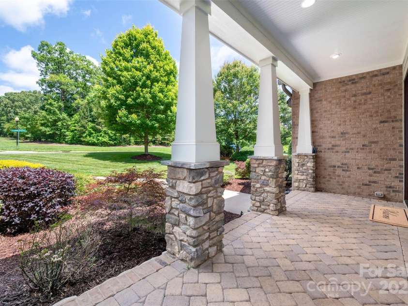 1500 Tarrington Way, Wesley Chapel, NC 28079.  MLS# CAR4260125, YatesRealty ID 16079. Beautiful lush manicured lawn