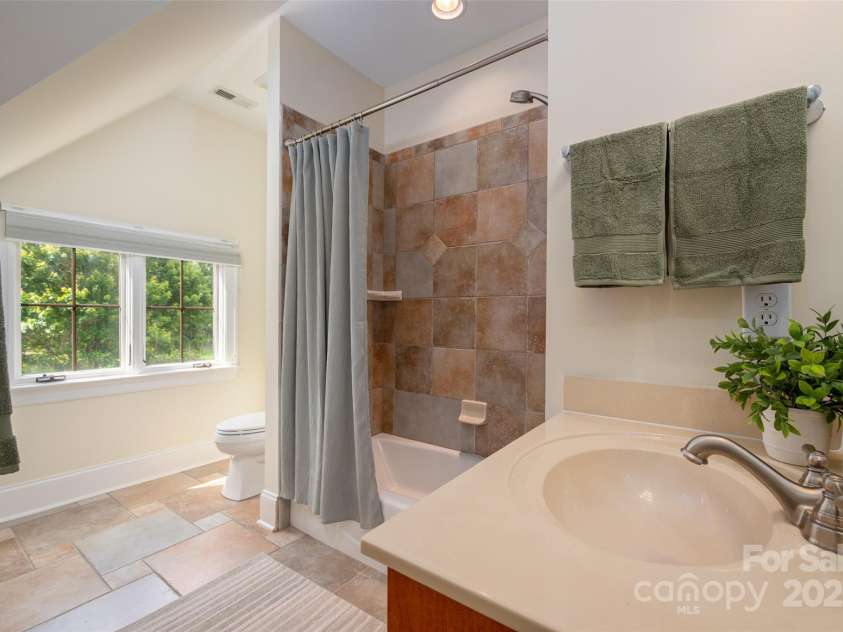 1500 Tarrington Way, Wesley Chapel, NC 28079.  MLS# CAR4260125, YatesRealty ID 16079. Full bath #2