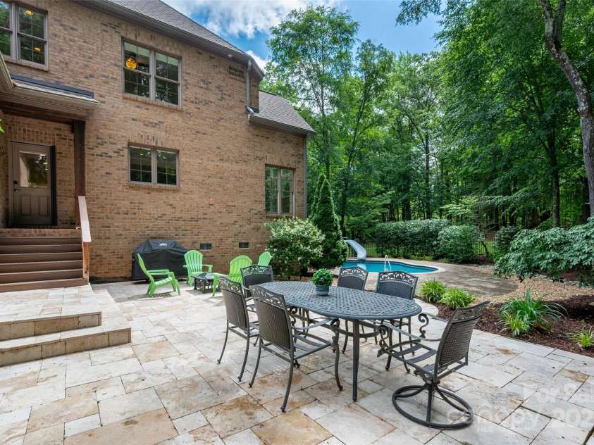 1500 Tarrington Way, Wesley Chapel, NC 28079.  MLS# CAR4260125, YatesRealty ID 16079. Great space for entertaining