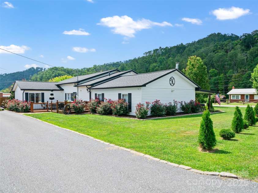 12240 NC Highway 226 None, Bakersville, NC 28705.  MLS# CAR4299075, YatesRealty ID 1608. 