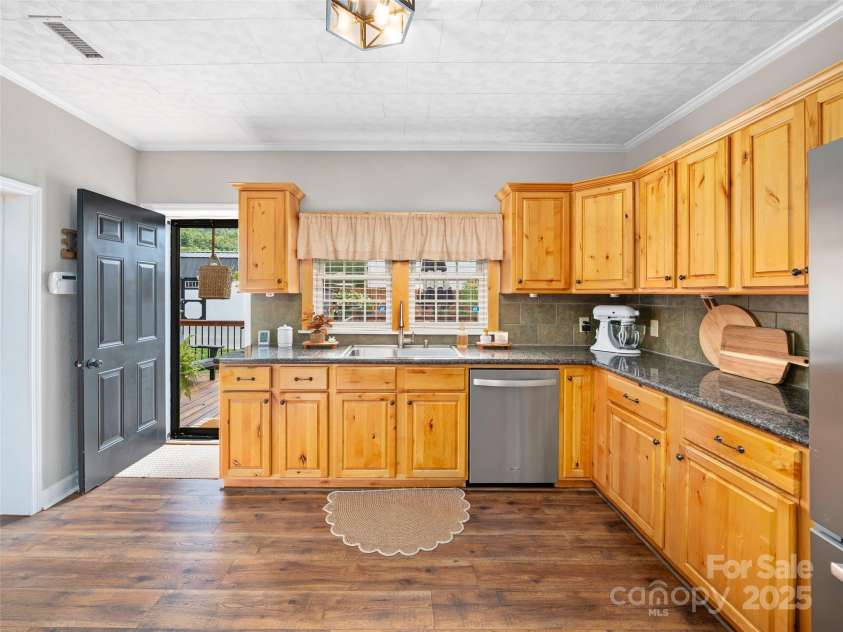 12240 NC Highway 226 None, Bakersville, NC 28705.  MLS# CAR4299075, YatesRealty ID 1608. 