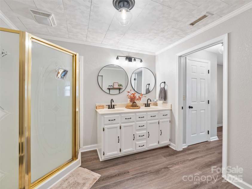 12240 NC Highway 226 None, Bakersville, NC 28705.  MLS# CAR4299075, YatesRealty ID 1608. 