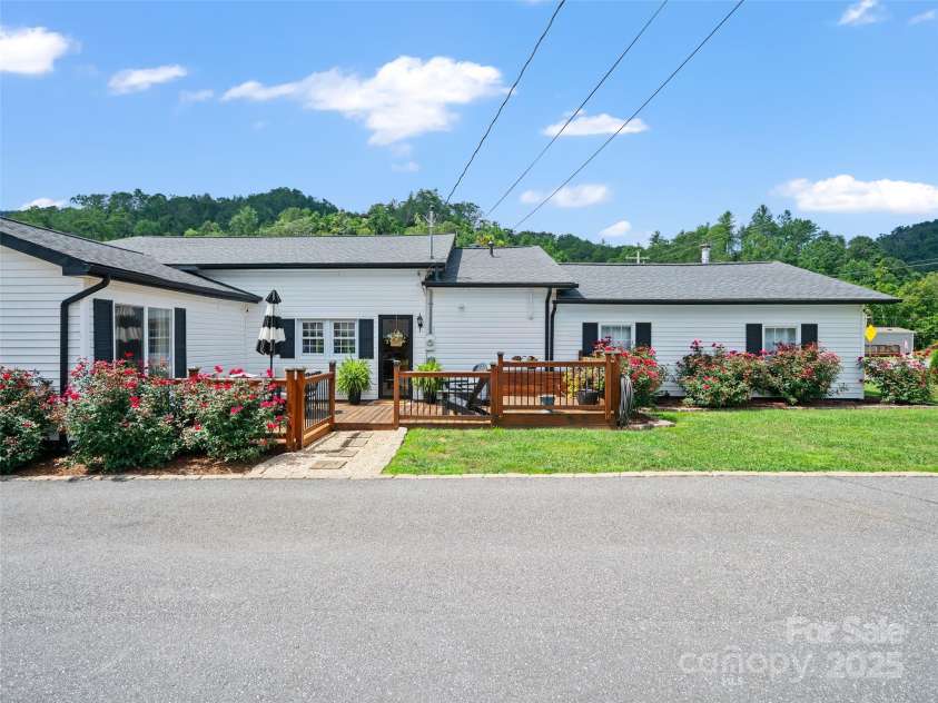 12240 NC Highway 226 None, Bakersville, NC 28705.  MLS# CAR4299075, YatesRealty ID 1608. 