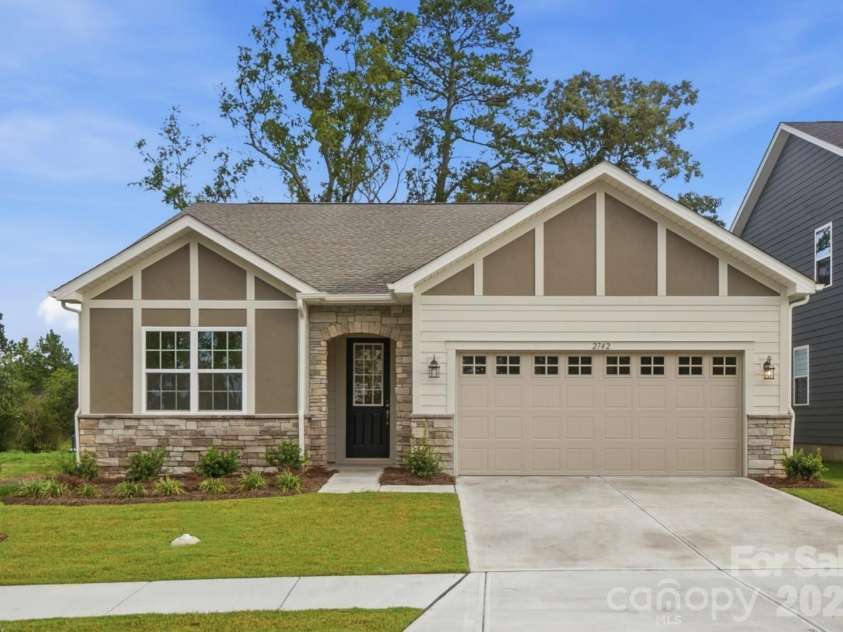 2742 Phoenix Court, Gastonia, NC 28052.  MLS# CAR4345081, YatesRealty ID 1608. 