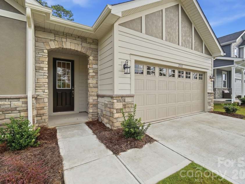 2742 Phoenix Court, Gastonia, NC 28052.  MLS# CAR4345081, YatesRealty ID 1608. 