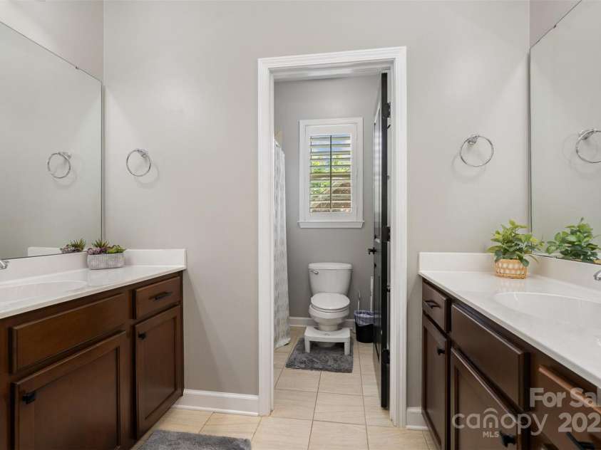 16109 Reynolds Drive, Indian Land, SC 29707.  MLS# CAR4255287, YatesRealty ID 16082. Bathroom