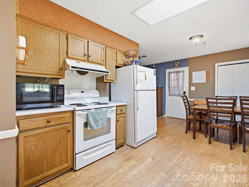 450 Washington Street, Forest City, NC 28043.  MLS# CAR4374908, YatesRealty ID 16082. 
