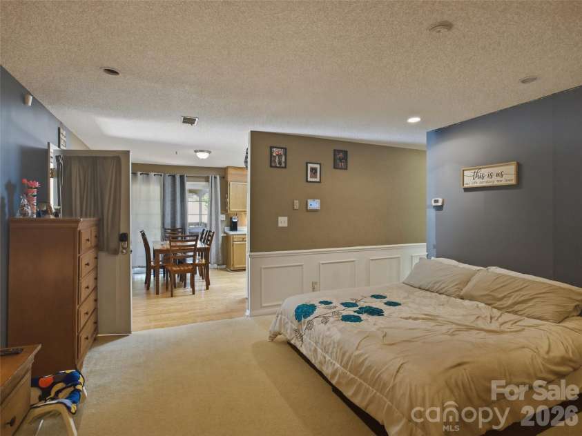 450 Washington Street, Forest City, NC 28043.  MLS# CAR4374908, YatesRealty ID 16082. 