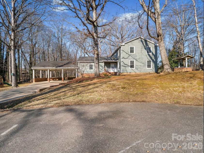 1409 Thea Drive, Shelby, NC 28150.  MLS# CAR4346198, YatesRealty ID 16083. 