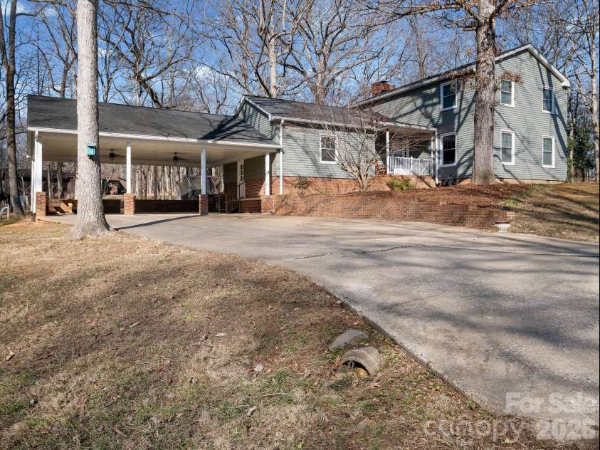 1409 Thea Drive, Shelby, NC 28150.  MLS# CAR4346198, YatesRealty ID 16083. 