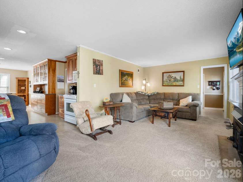 1409 Thea Drive, Shelby, NC 28150.  MLS# CAR4346198, YatesRealty ID 16083. 