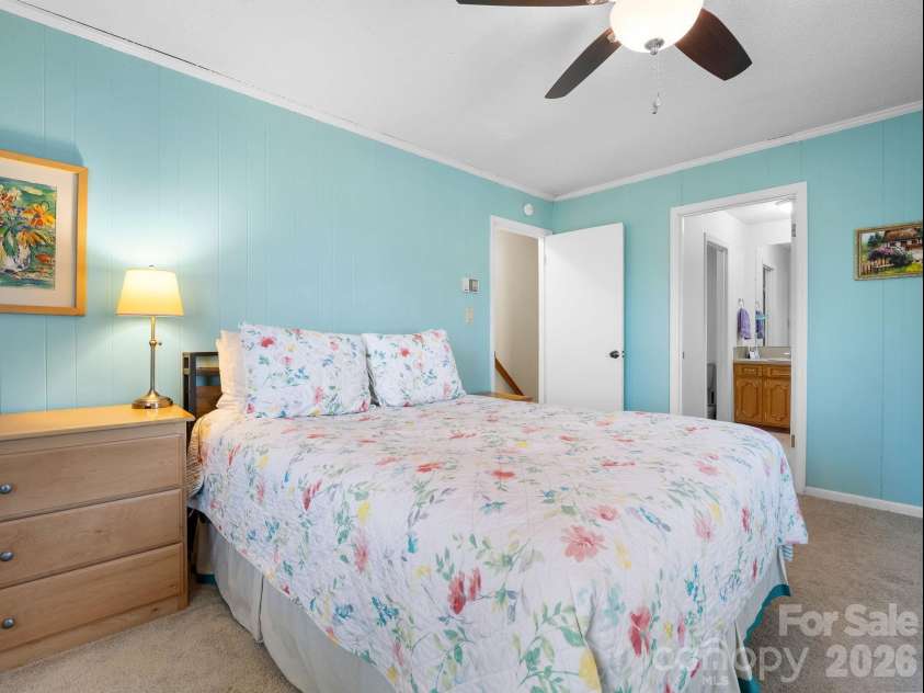 1409 Thea Drive, Shelby, NC 28150.  MLS# CAR4346198, YatesRealty ID 16083. 