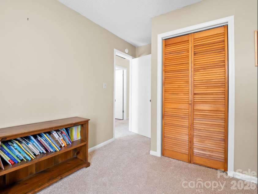 1409 Thea Drive, Shelby, NC 28150.  MLS# CAR4346198, YatesRealty ID 16083. 