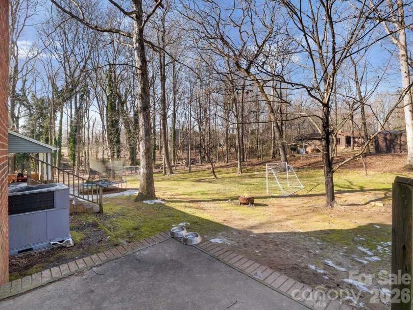 1409 Thea Drive, Shelby, NC 28150.  MLS# CAR4346198, YatesRealty ID 16083. 