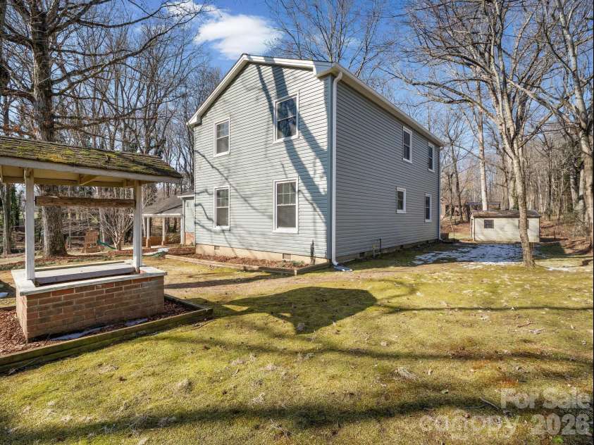 1409 Thea Drive, Shelby, NC 28150.  MLS# CAR4346198, YatesRealty ID 16083. 