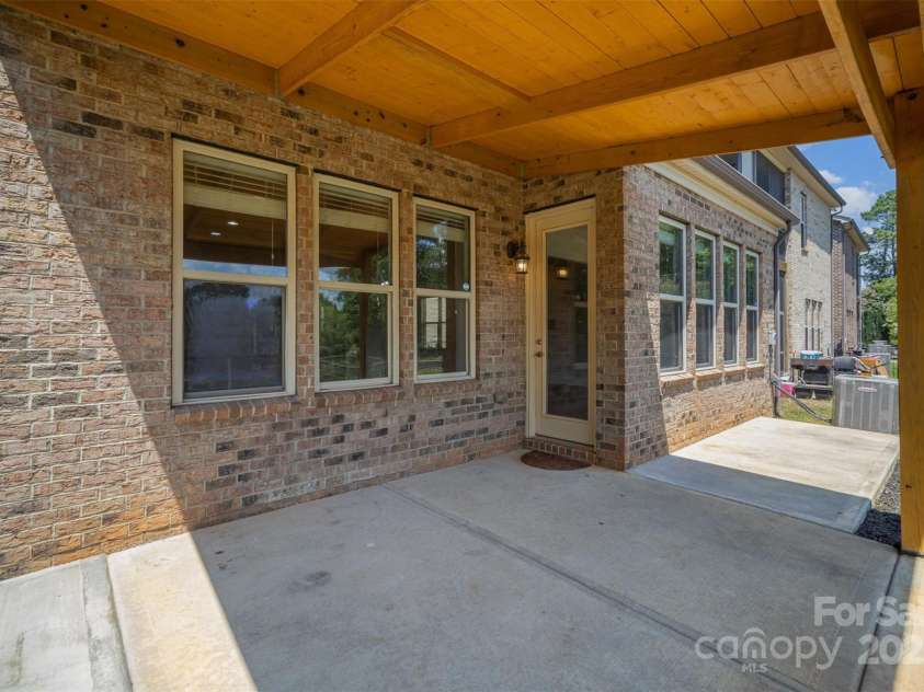 8513 Garden View Drive, Charlotte, NC 28277.  MLS# CAR4278846, YatesRealty ID 16083. 