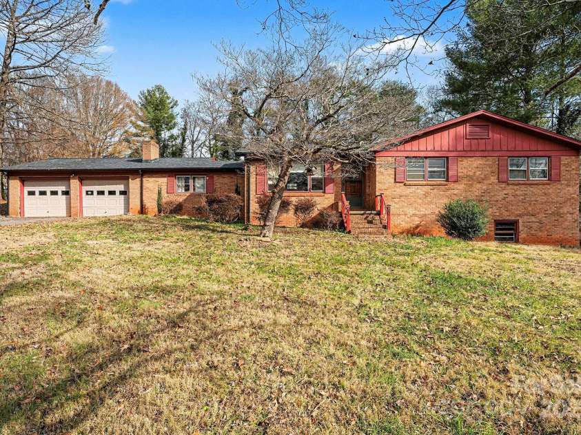 3442 Lester Street, Conover, NC 28613.  MLS# CAR4331167, YatesRealty ID 16084. 