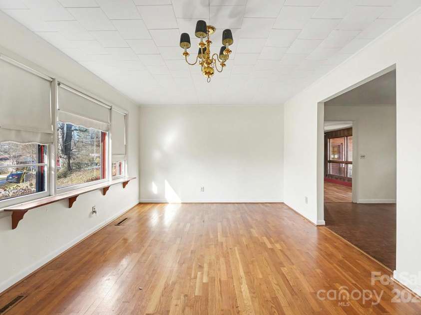 3442 Lester Street, Conover, NC 28613.  MLS# CAR4331167, YatesRealty ID 16084. 