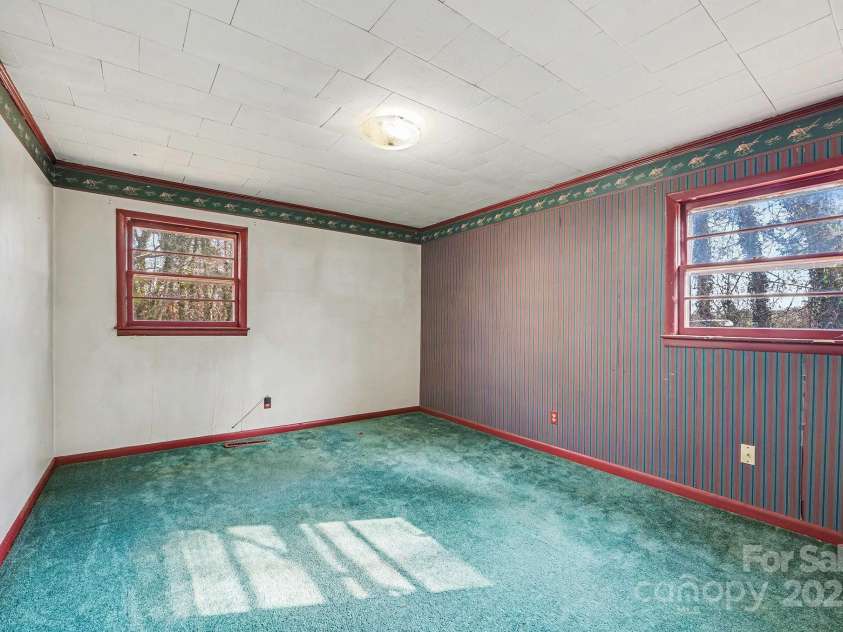 3442 Lester Street, Conover, NC 28613.  MLS# CAR4331167, YatesRealty ID 16084. 