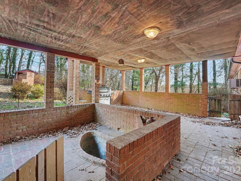 3442 Lester Street, Conover, NC 28613.  MLS# CAR4331167, YatesRealty ID 16084. 