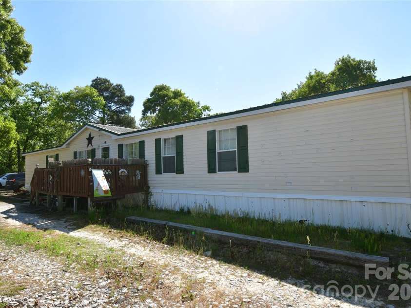 4348 JOHN GARDNER Road, Kershaw, SC 29067.  MLS# CAR4371952, YatesRealty ID 16085. 