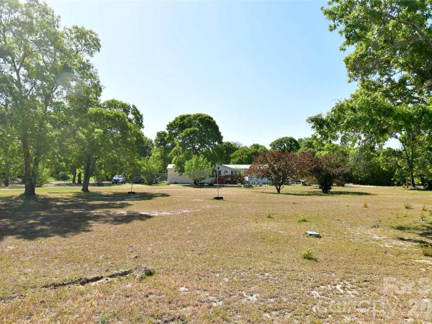 4348 JOHN GARDNER Road, Kershaw, SC 29067.  MLS# CAR4371952, YatesRealty ID 16085. 