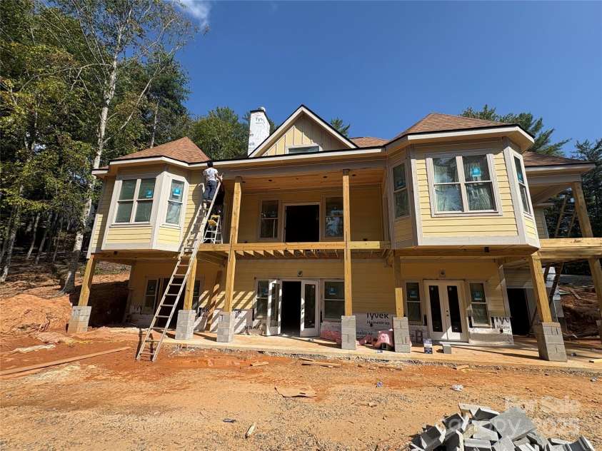 844 Settlers Trail, Mars Hill, NC 28754.  MLS# CAR4253939, YatesRealty ID 16085. 