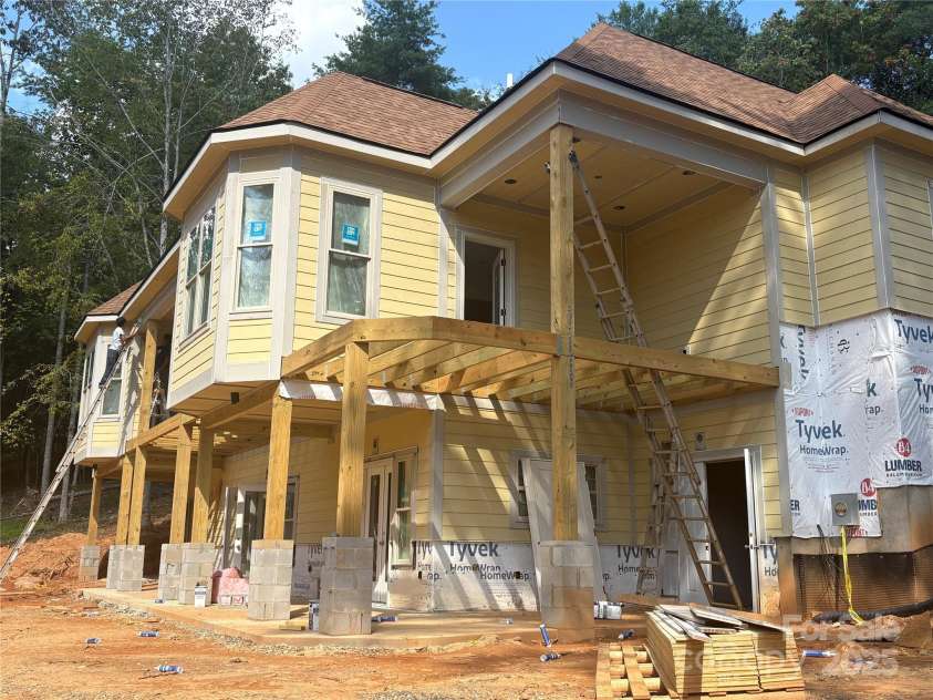 844 Settlers Trail, Mars Hill, NC 28754.  MLS# CAR4253939, YatesRealty ID 16085. 