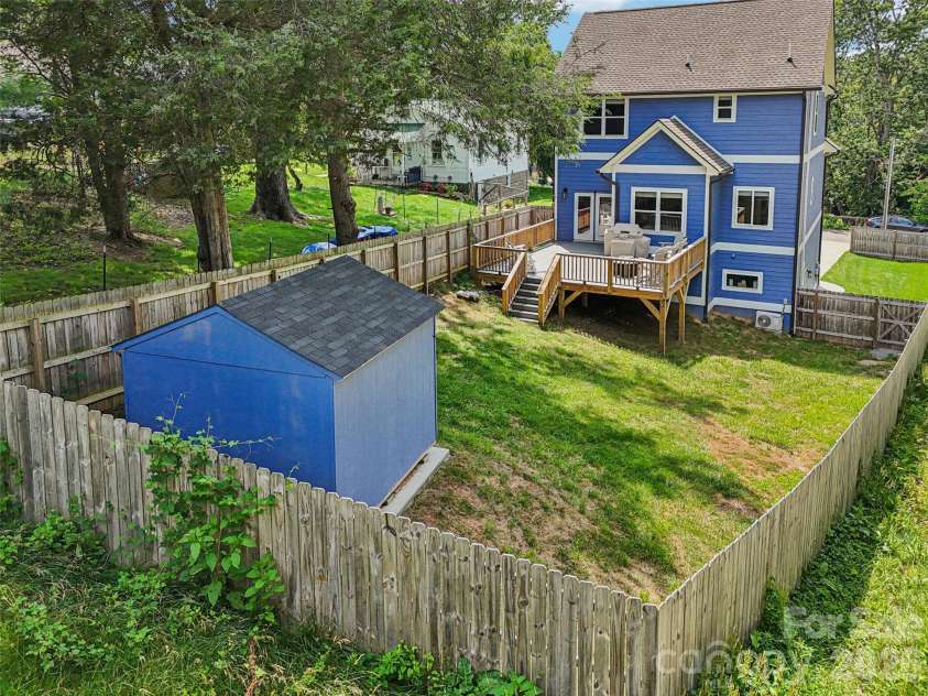 8 Apple Lane, Asheville, NC 28804.  MLS# CAR4354022, YatesRealty ID 16087. Fenced backyard for privacy and play