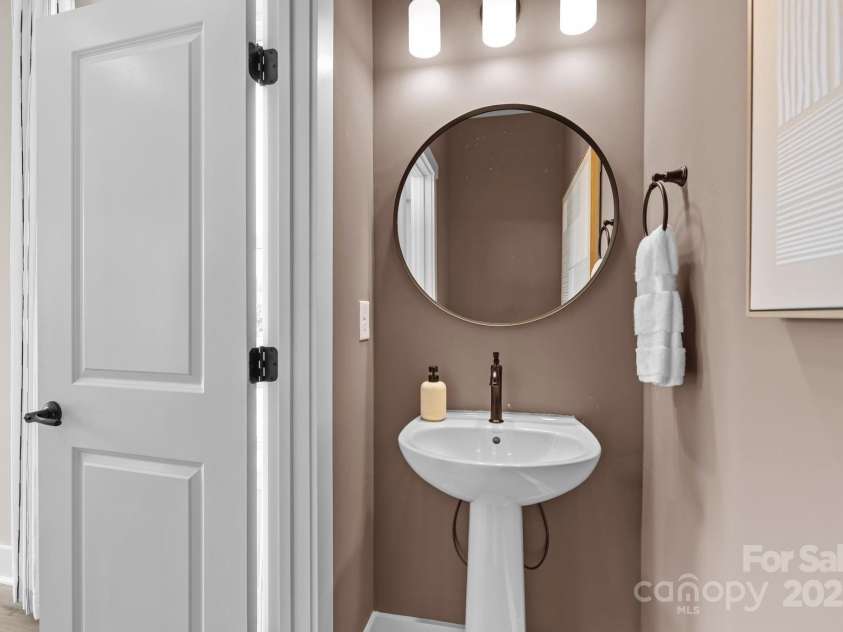 3236 Drift Street, Charlotte, NC 28278.  MLS# CAR4261520, YatesRealty ID 16088. Representative