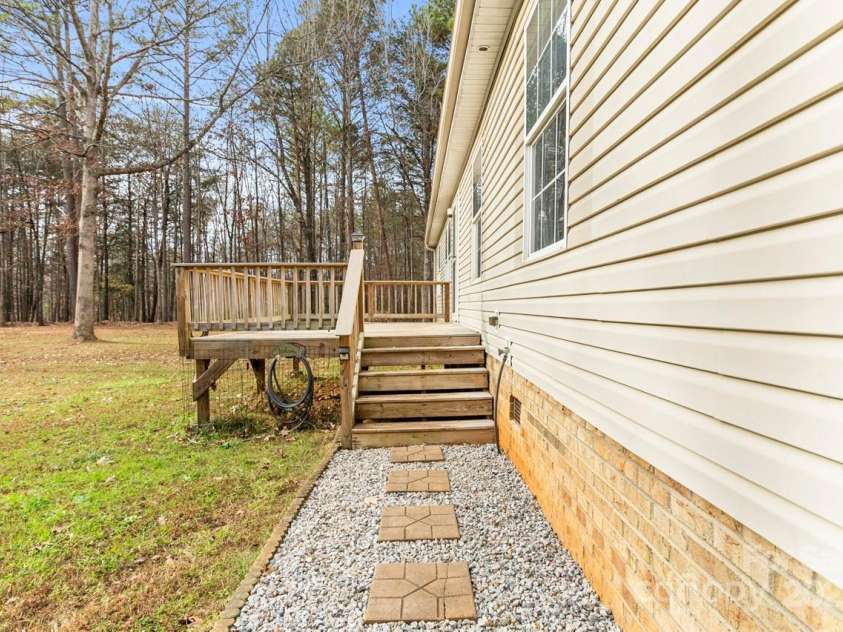 6706 Lineberger Road, Denver, NC 28037.  MLS# CAR4326987, YatesRealty ID 1609. 