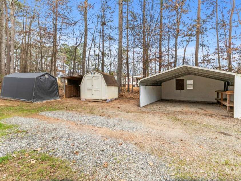 6706 Lineberger Road, Denver, NC 28037.  MLS# CAR4326987, YatesRealty ID 1609. 