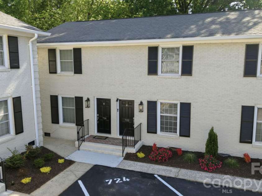 722 Franklin Street, Monroe, NC 28112.  MLS# CAR4346829, YatesRealty ID 16090. 722 W Franklin StMonroe, NC 28112