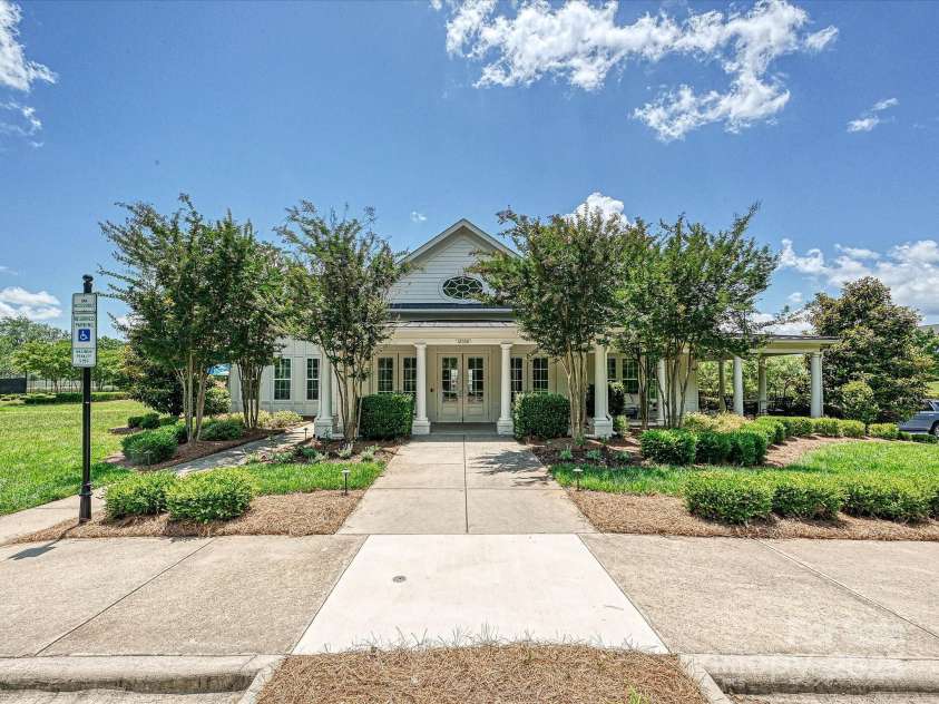 9405 Gladden Hill Lane, Pineville, NC 28134.  MLS# CAR4263103, YatesRealty ID 16090. Community Clubhouse