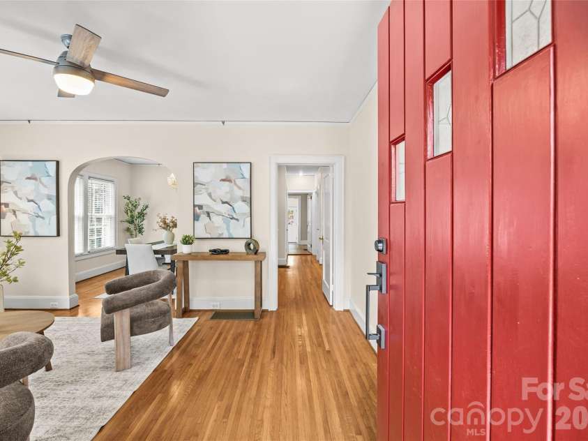 2137 Shenandoah Avenue, Charlotte, NC 28205.  MLS# CAR4369608, YatesRealty ID 16091. 