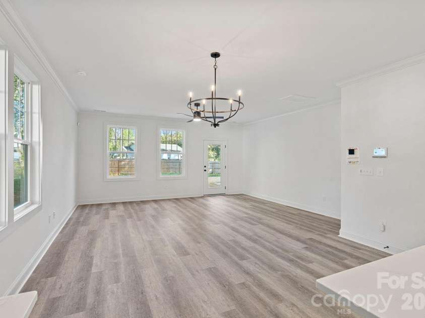 3142 Dublin Road, Charlotte, NC 28208.  MLS# CAR4367408, YatesRealty ID 16092. 