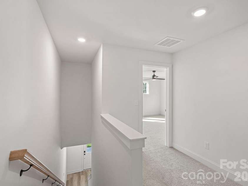 3142 Dublin Road, Charlotte, NC 28208.  MLS# CAR4367408, YatesRealty ID 16092. 