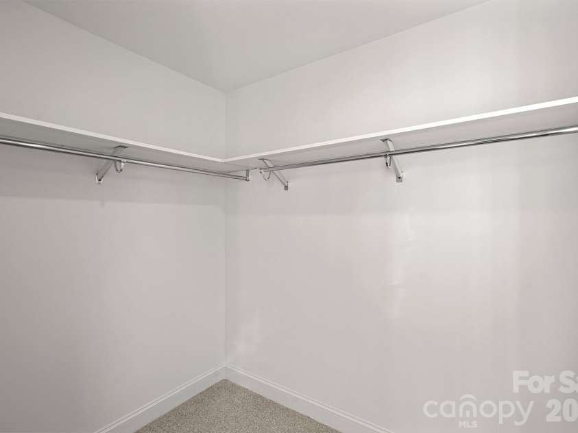 3142 Dublin Road, Charlotte, NC 28208.  MLS# CAR4367408, YatesRealty ID 16092. 