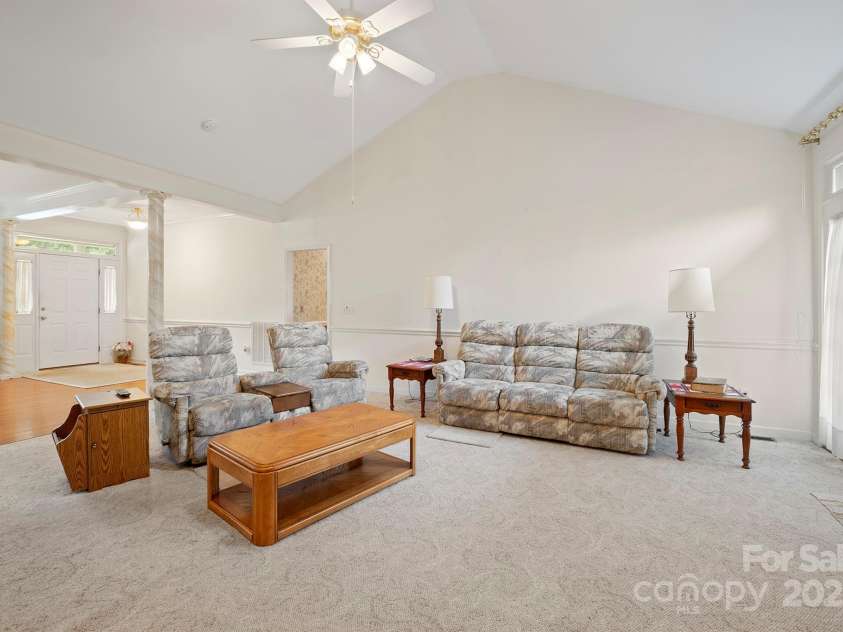 7189 Bovine Lane, Harrisburg, NC 28075.  MLS# CAR4263614, YatesRealty ID 16092. 