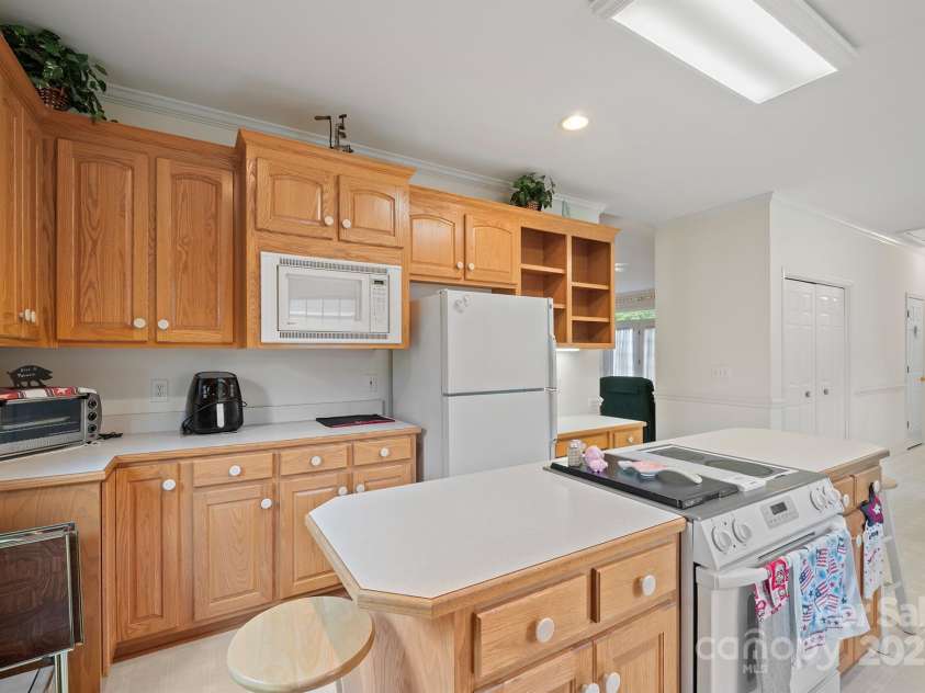 7189 Bovine Lane, Harrisburg, NC 28075.  MLS# CAR4263614, YatesRealty ID 16092. 