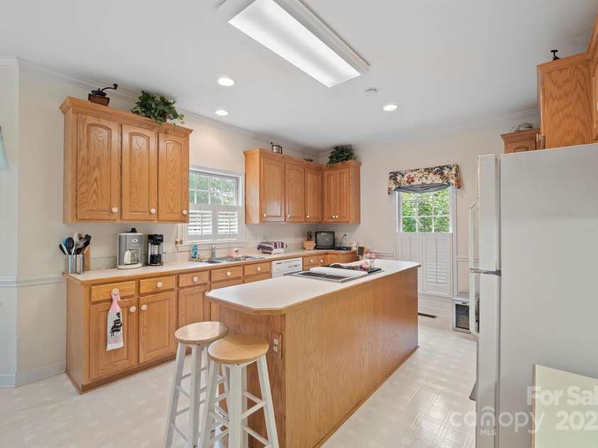 7189 Bovine Lane, Harrisburg, NC 28075.  MLS# CAR4263614, YatesRealty ID 16092. 