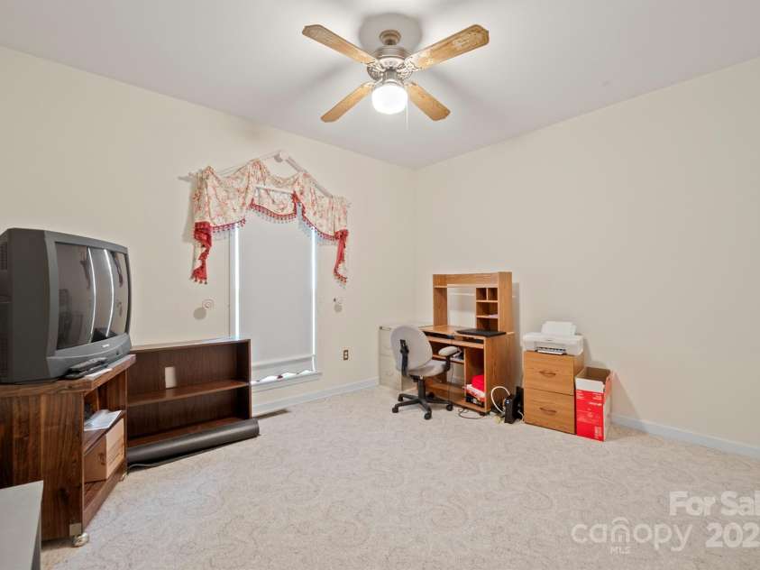 7189 Bovine Lane, Harrisburg, NC 28075.  MLS# CAR4263614, YatesRealty ID 16092. 