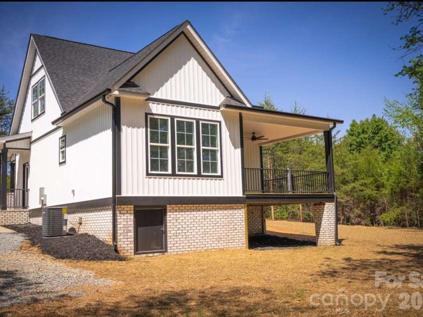 15678 Silver Road, Oakboro, NC 28129.  MLS# CAR4359895, YatesRealty ID 16093. 