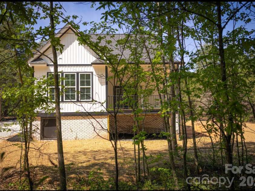 15678 Silver Road, Oakboro, NC 28129.  MLS# CAR4359895, YatesRealty ID 16093. 